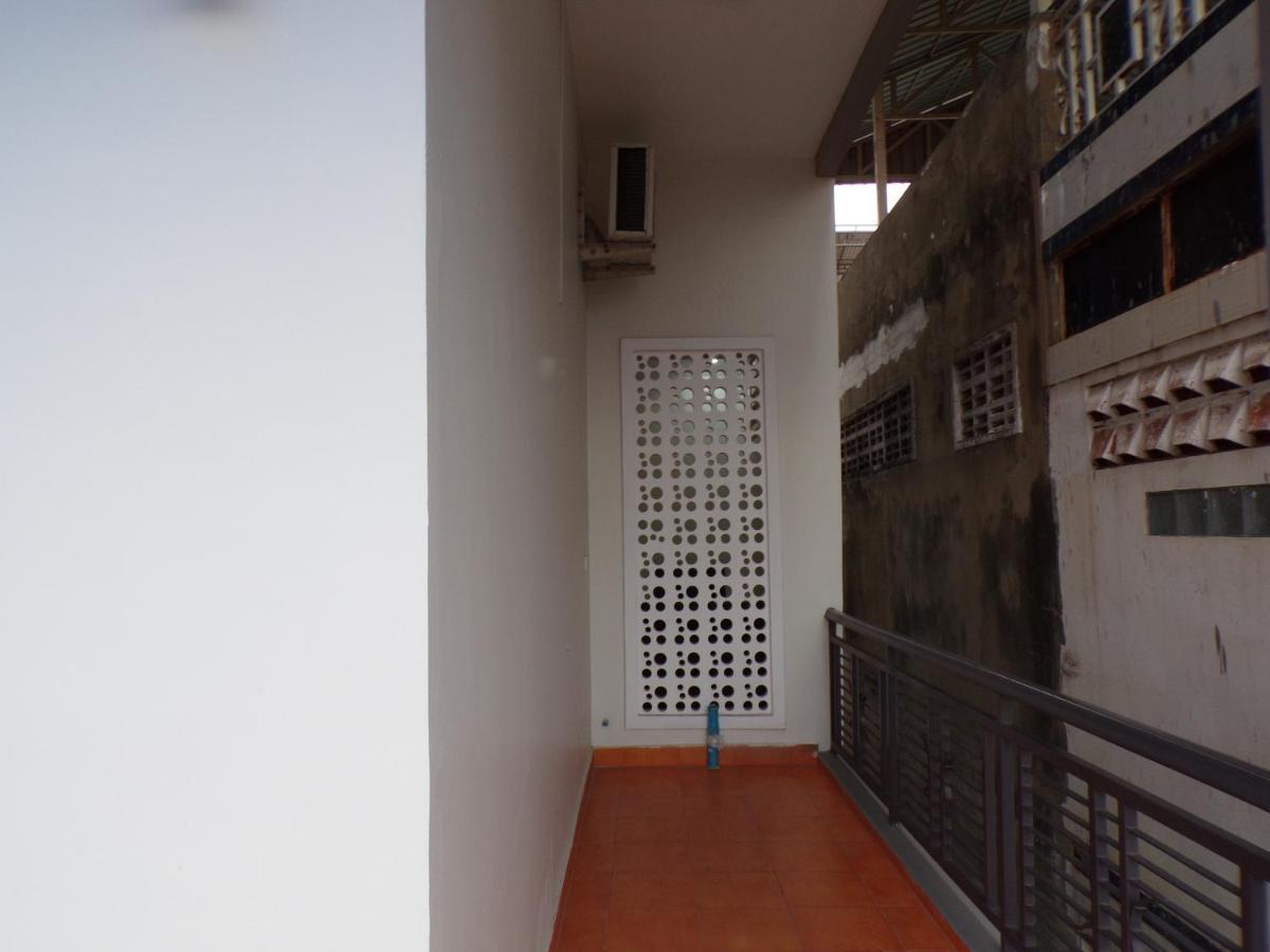 Ananta Aster Apartman Phnompen Kültér fotó